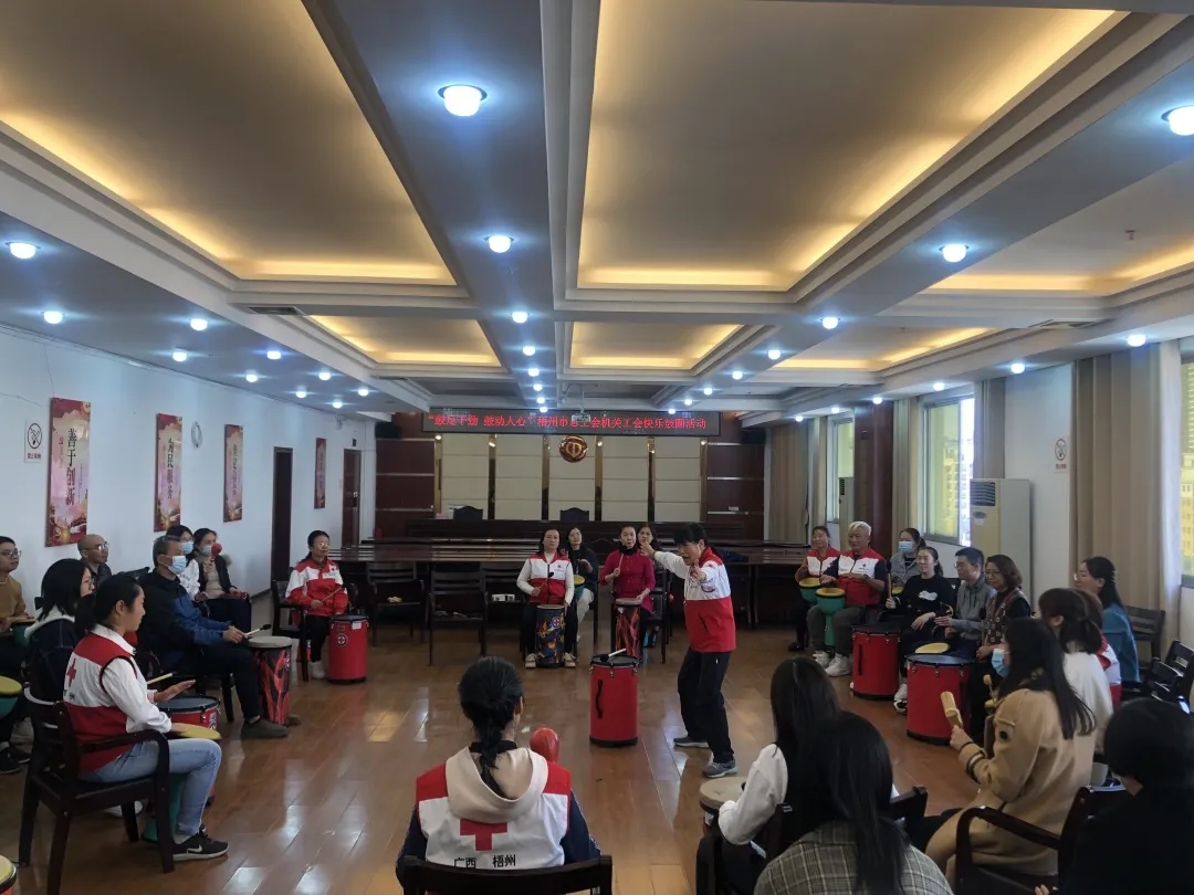 這鼓聲有魔力，讓你越聽越快樂