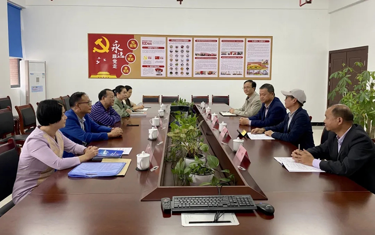 咱們主動“跑起來”，讓職工參保“零跑腿”