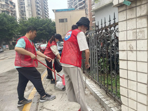 【創(chuàng)文明城】助力創(chuàng)全國(guó)文明城，工會(huì)志愿者在行動(dòng)