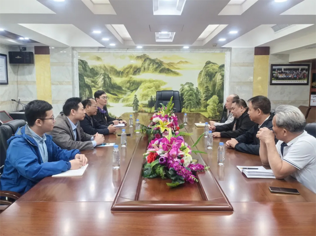 主動靠前貼心服務丨市總工會領導到港務企業(yè)和商協(xié)會溝通交流工作