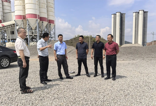 精準(zhǔn)把脈加快推進(jìn)│ 梧州市總工會(huì)赴藤縣、岑溪市指導(dǎo)縣級(jí)工人文化宮項(xiàng)目建設(shè)工作