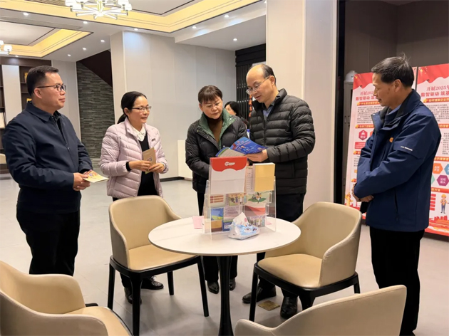 互學(xué)互鑒 攜手共進(jìn)丨梧州市總工會(huì)與貴港市總工會(huì)開(kāi)展工作交流活動(dòng)