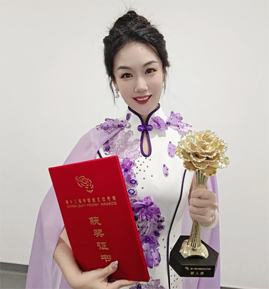 以“非遺”傳唱“非遺” ！梧州粵曲演員鐘杏沂摘“牡丹”