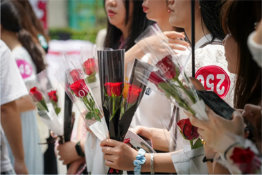 本周六，到玫瑰湖公園尋找心動(dòng)時(shí)刻吧