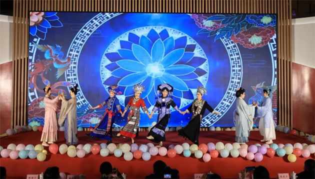 “三八”國(guó)際婦女節(jié)期間，我市各級(jí)工會(huì)舉辦系列慶?；顒?dòng)