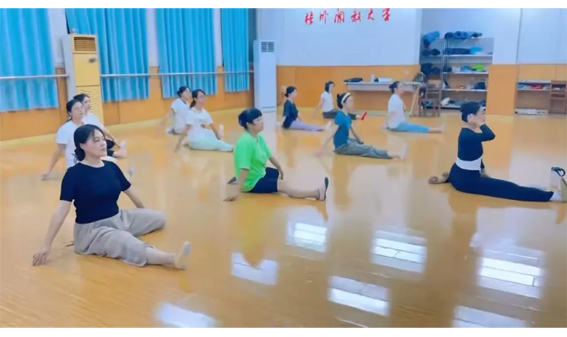 以文體活動傳家風(fēng)聚親情丨長洲區(qū)總工會職工家庭公益培訓(xùn)班受熱捧